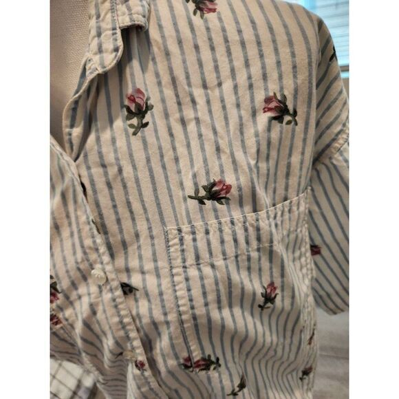 Vintage 80s Blue White Striped Roses Short Sleeve Button Up Shirt Soft - Picture 2 of 5